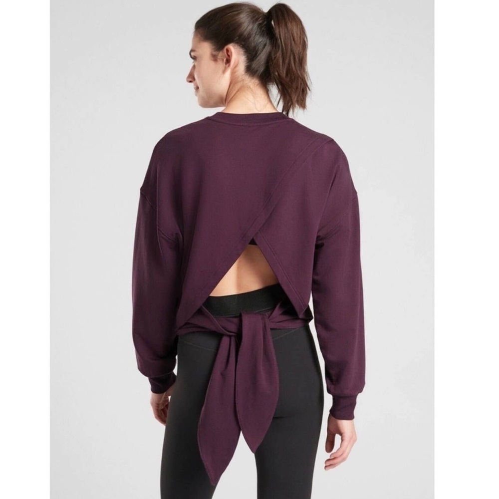 ATHLETA SOFT YOGA TIE BACK SWEATSHIRT IN AGATE PURPLE